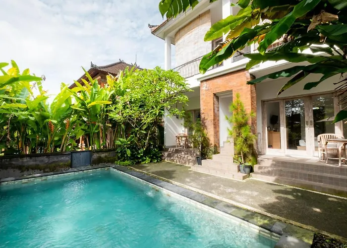 Séjour chez l'habitant Suweta Private Pool - Center Prime Location *