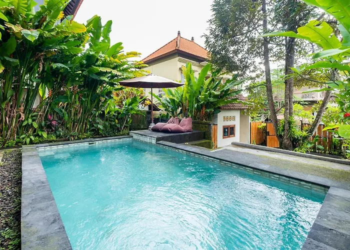 Séjour chez l'habitant Suweta Private Pool - Center Prime Location *