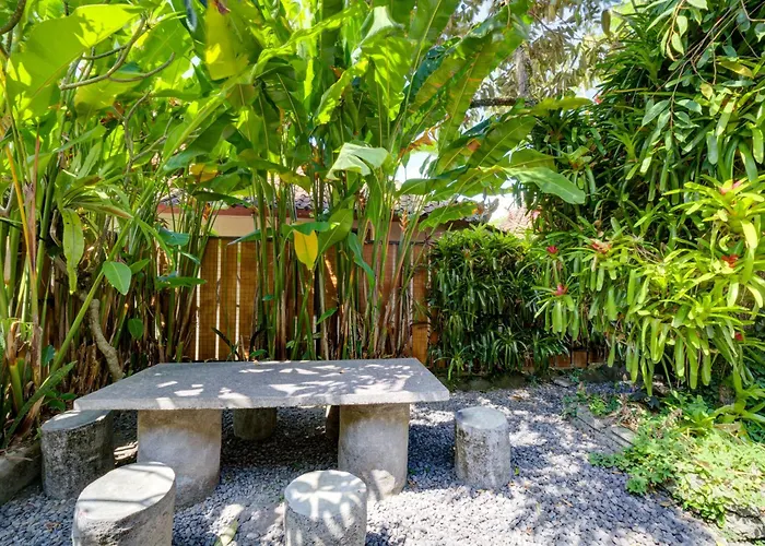 Suweta Private Pool - Center Prime Location Séjour chez l'habitant *